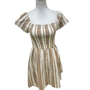 Lost + Wander Beige/White Striped Square Neck smocked Mini Dress size medium